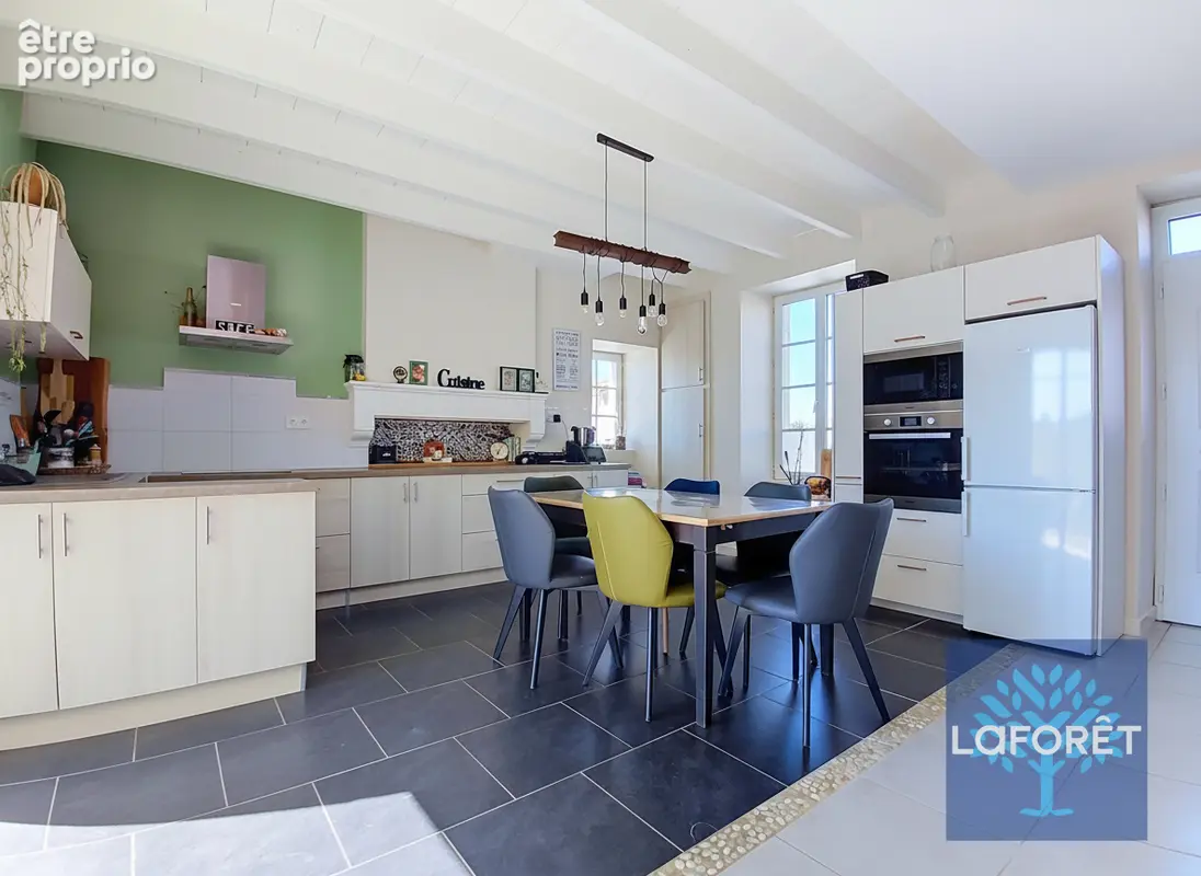 Sigournais ? maison familiale avec annexe habitable ? 178 m² habitables au total - photo 3