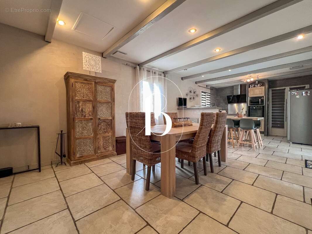 Maison 120 m² à Saint-Ambroix  - photo 19