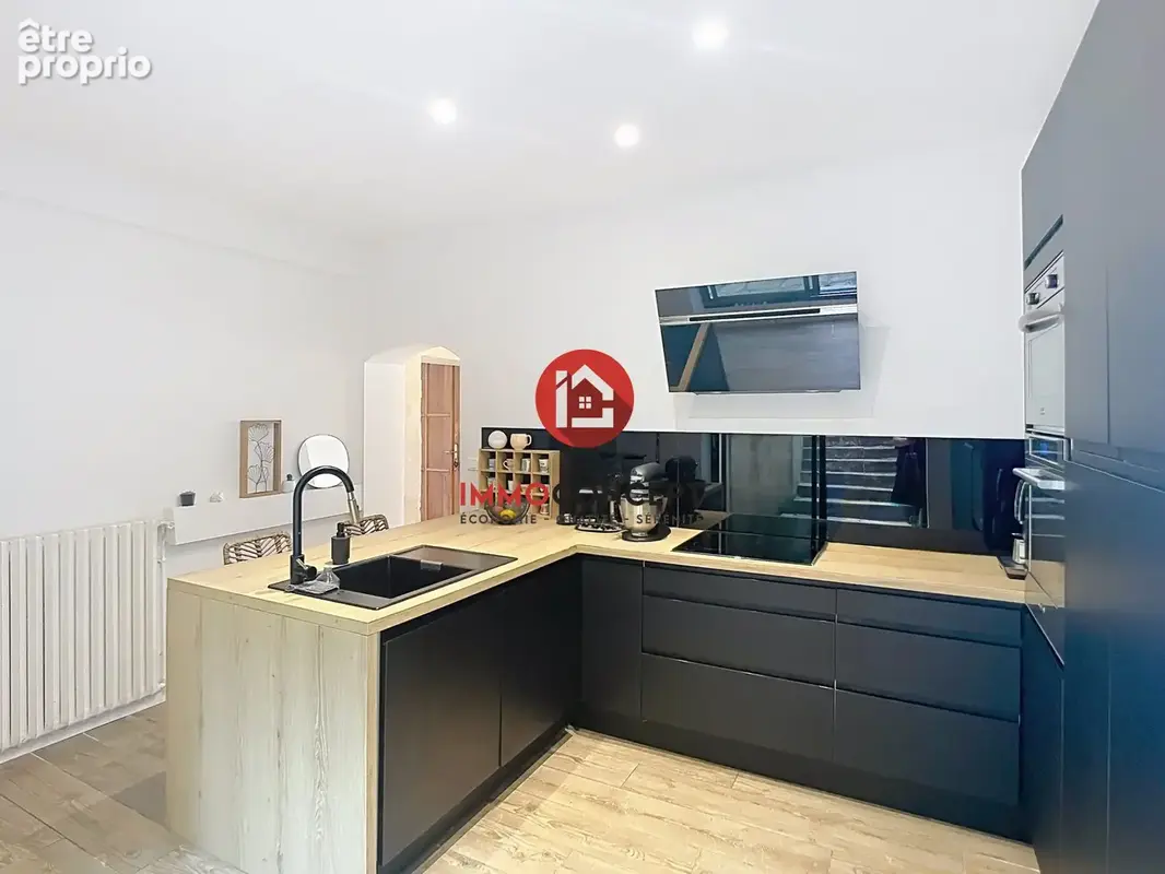 Maison 224 m² à Villeneuve-Les-Avignon  - photo 5