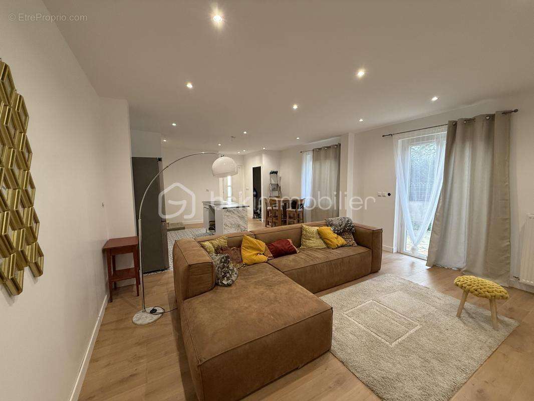 Maison rénovée de près de 120 m² – Quartier Batignolles, Le Mans – 15 min à pied de la gare - photo 3