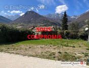 Terrain à LA TERRASSE