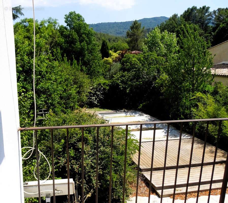 Maison à SAINT-ZACHARIE