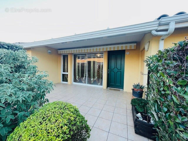 Maison à SAINT-PRIVAT-DES-VIEUX