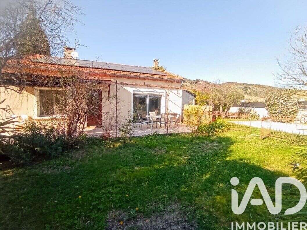 Photo 4 - Maison à THEZIERS