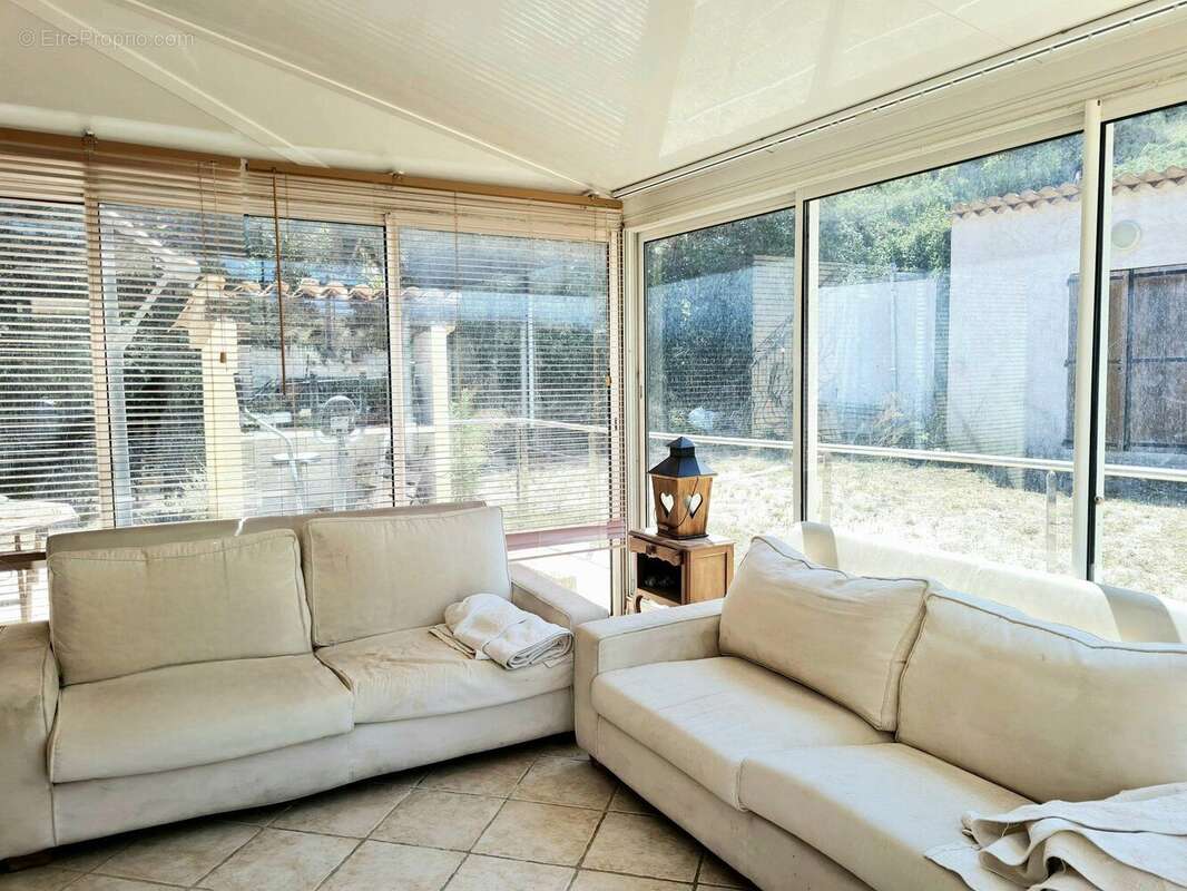 Maison à ENSUES-LA-REDONNE