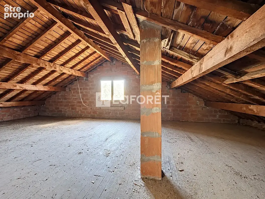 Maison Collonges Au Mont D Or 97.32 m2 (au sol 204.60 m²) - photo 8