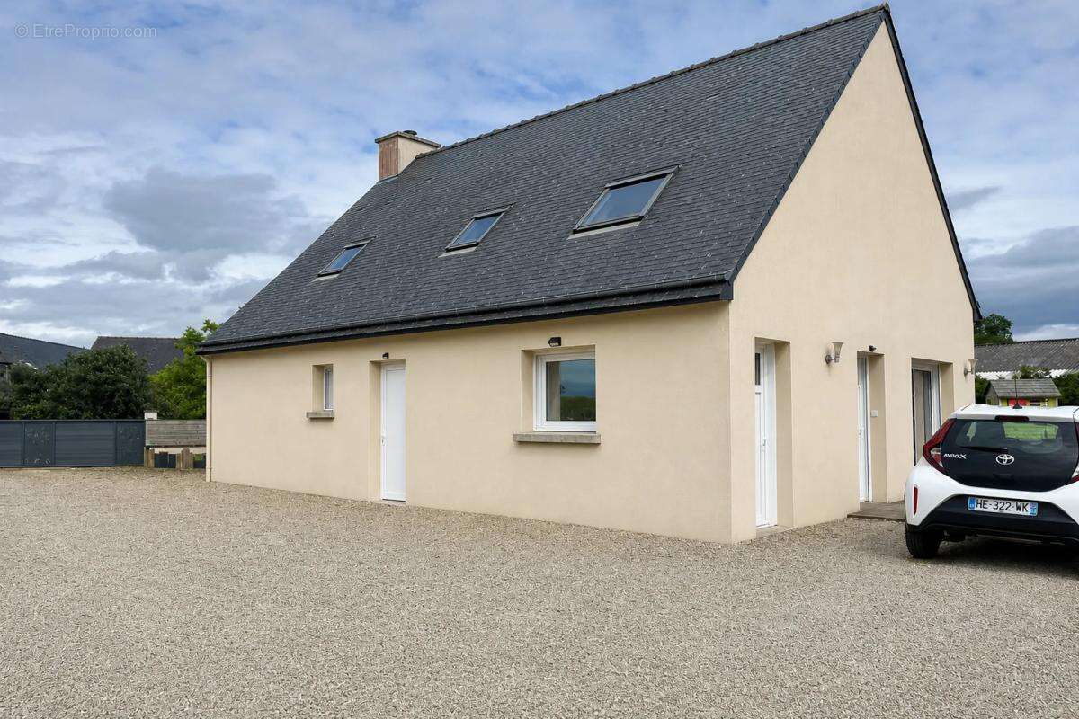 Maison à QUINTENIC