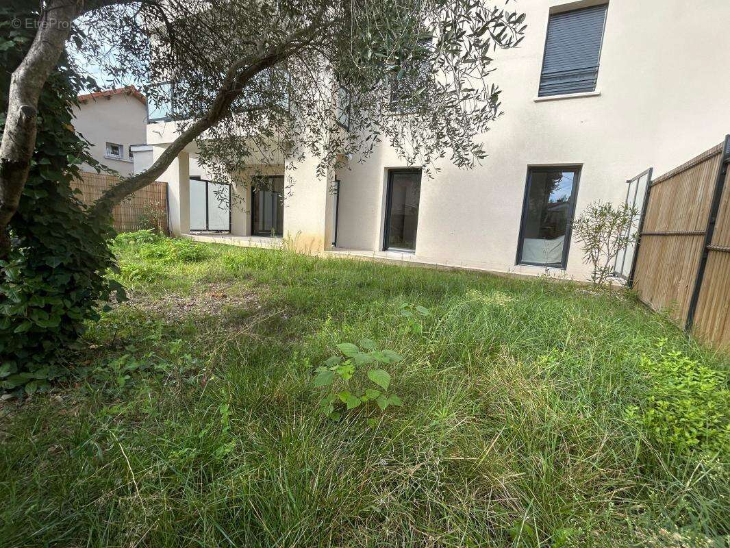 Appartement à VAISON-LA-ROMAINE