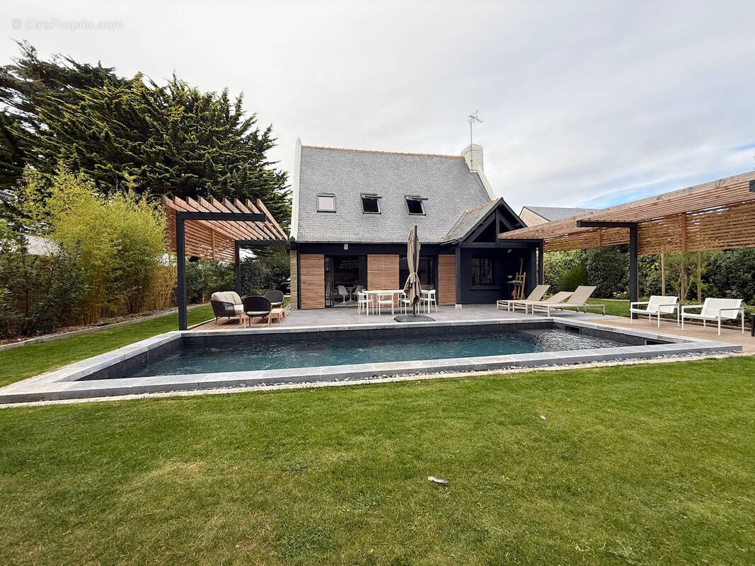 Maison à LE POULIGUEN