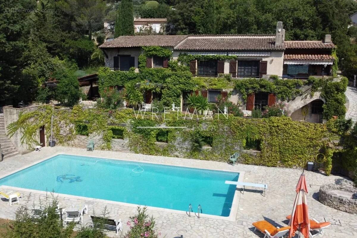 Maison à MONTAUROUX