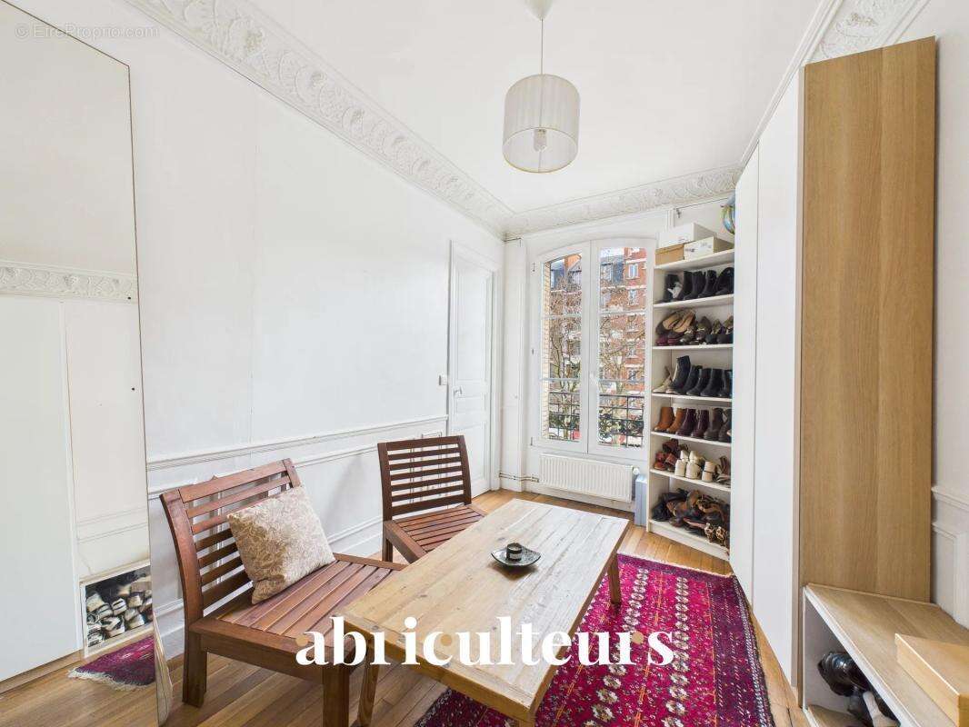 Appartement à PARIS-20E