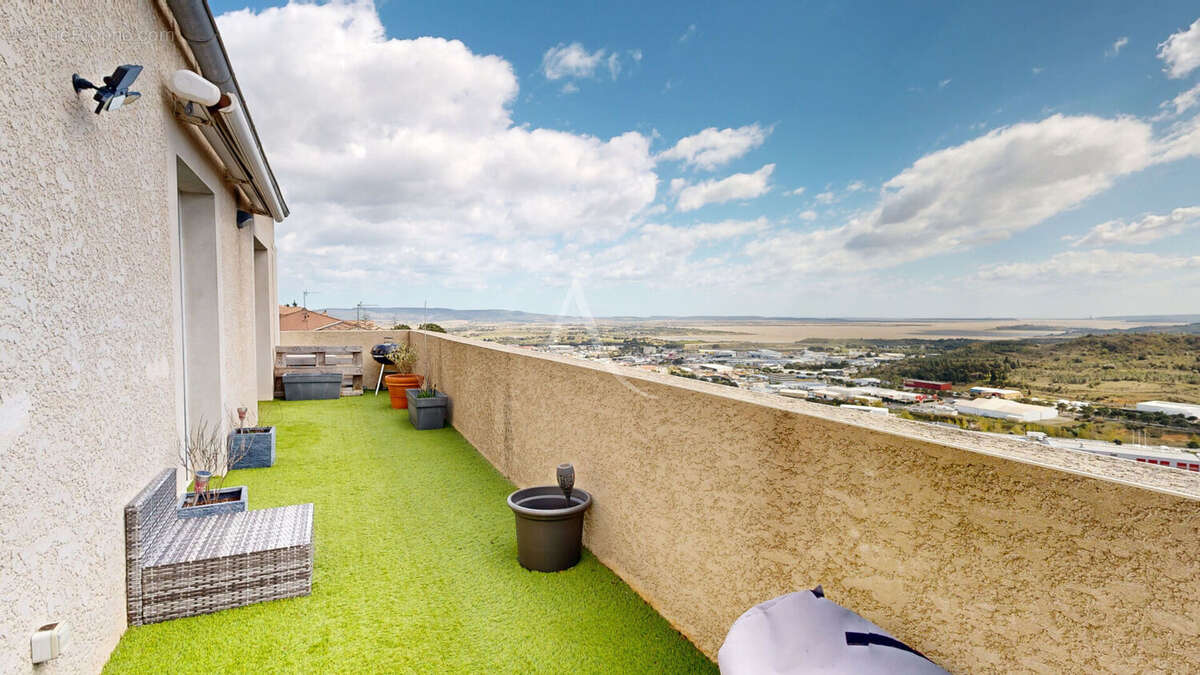 Maison-Appartement de 105m² avec vue incroyable - GARAGE + DOUBLE TERRASSE ! - photo 5