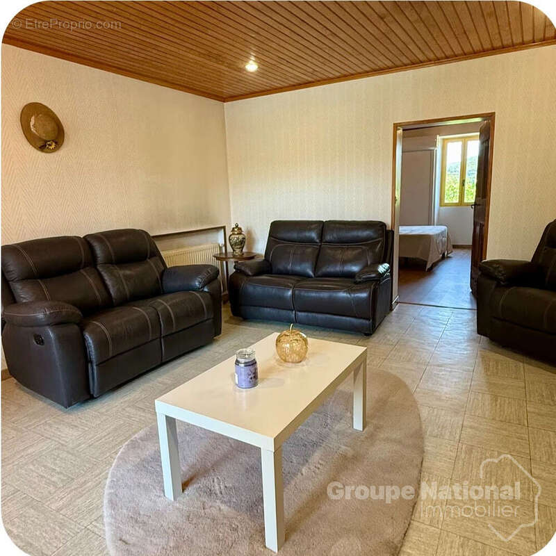 Maison en pierres de 130m2 sur 313m2 de terrain à Cornillon - photo 5