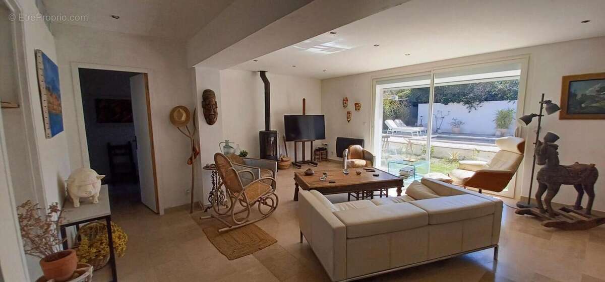 Maison à SIX-FOURS-LES-PLAGES