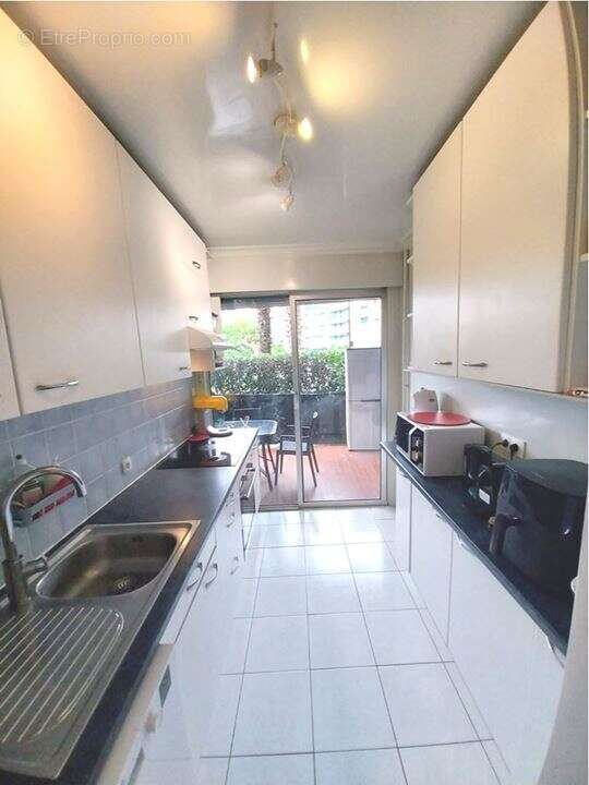 Appartement à MANDELIEU-LA-NAPOULE