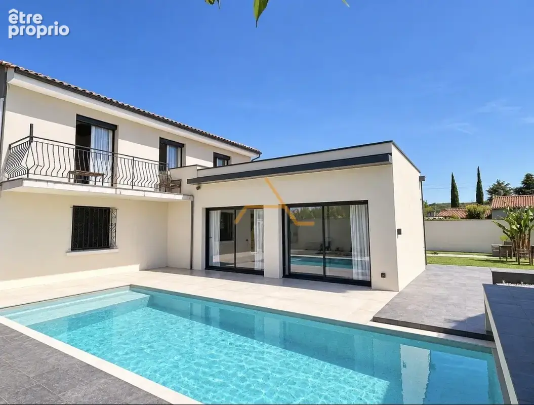 Maison à MONTELIMAR