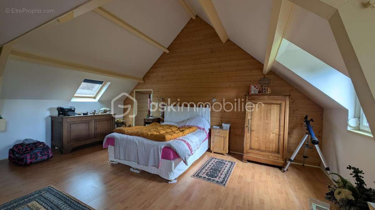 Exclusivité :  Maison rénovée avec grange et terrain constructible en sus (offert) - photo 15