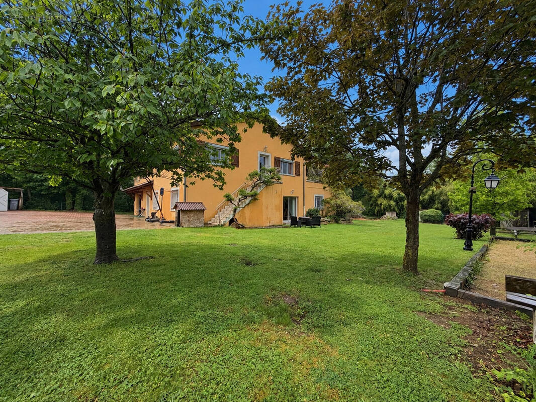 Maison à FRONTENAS