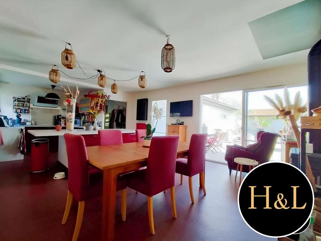 Maison à LE HAILLAN