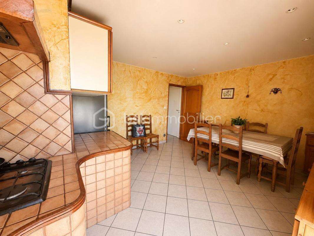 Appartement à MARSEILLE-12E