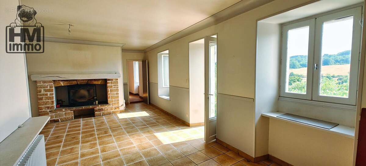Maison 128 m² à Jumilhac-Le-Grand  - photo 4