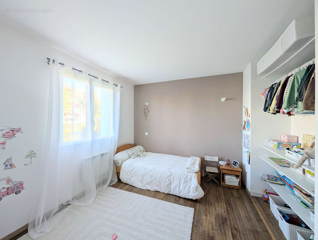 Appartement à SOUES