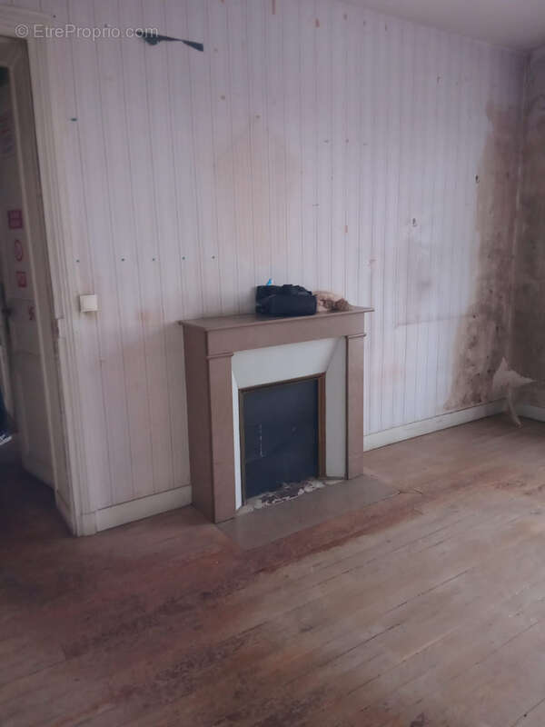 Appartement à LES LILAS