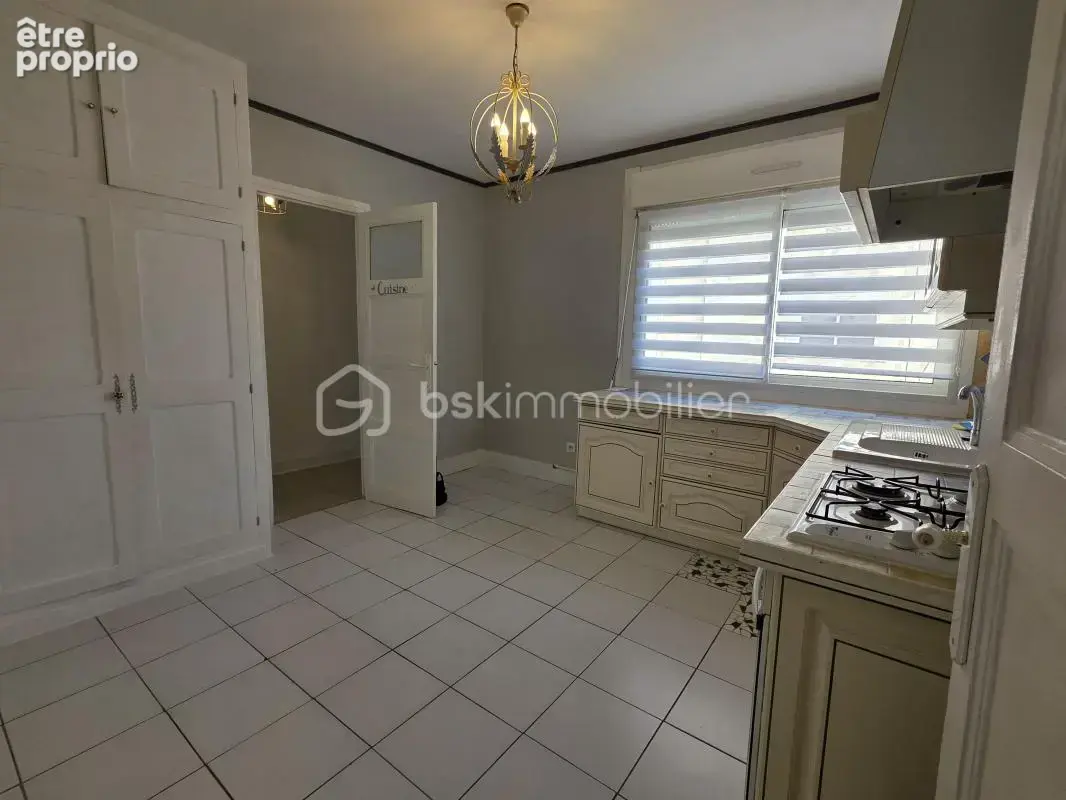 Agen hypercentre-appartement 100 m² - 2 chambres- terrasse- cave - photo 8