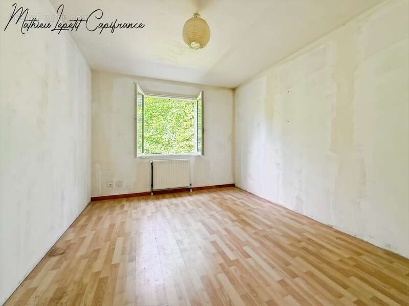 Maison à BLIS-ET-BORN