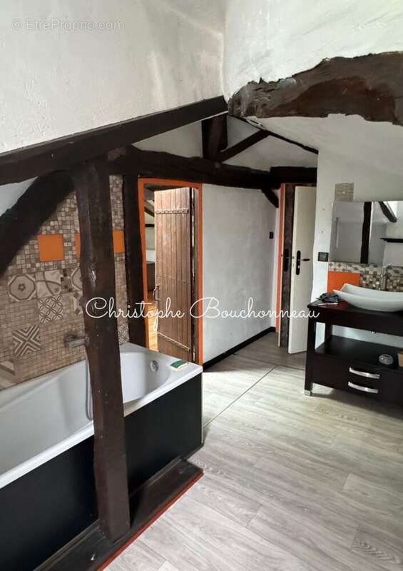 Maison à MAULEVRIER