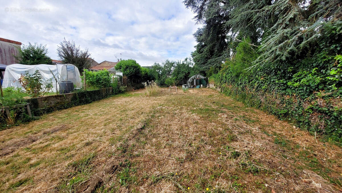 Terrain de 325m2 à vendre Chemillé ! - photo 2