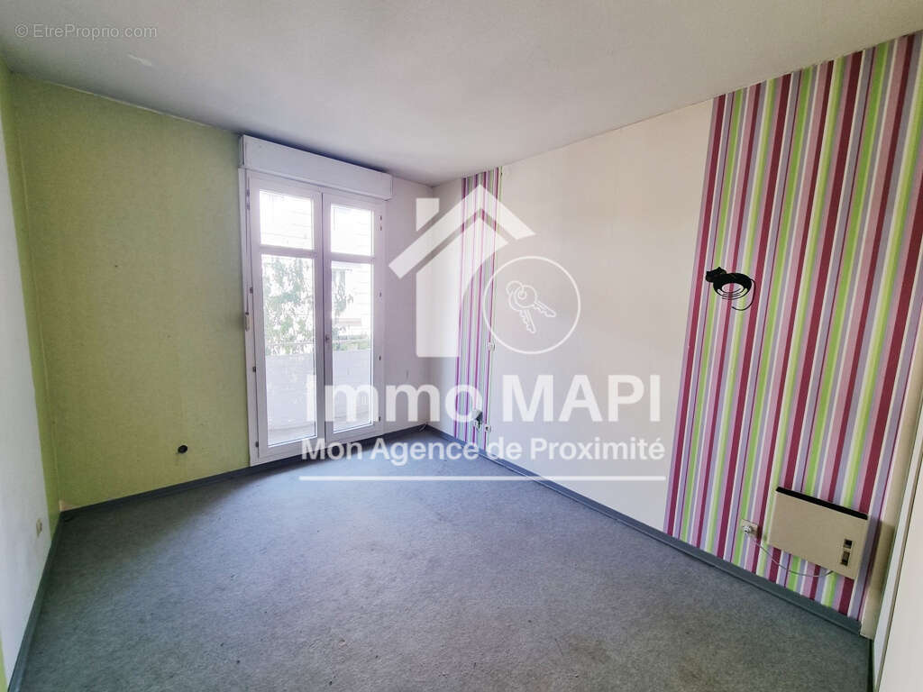 Montpellier - Beaux-Arts - Grand T5 de 128m2 avec terrasse de 15m2 et parking - photo 7