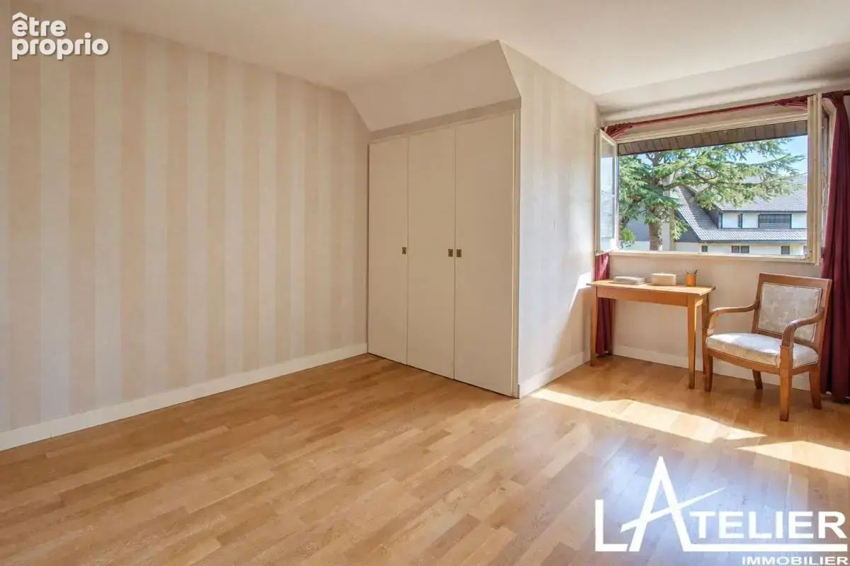 Maison 8 pièces 224 m² à vendre à Saint-Nom-La-Breteche (78860) - photo 14