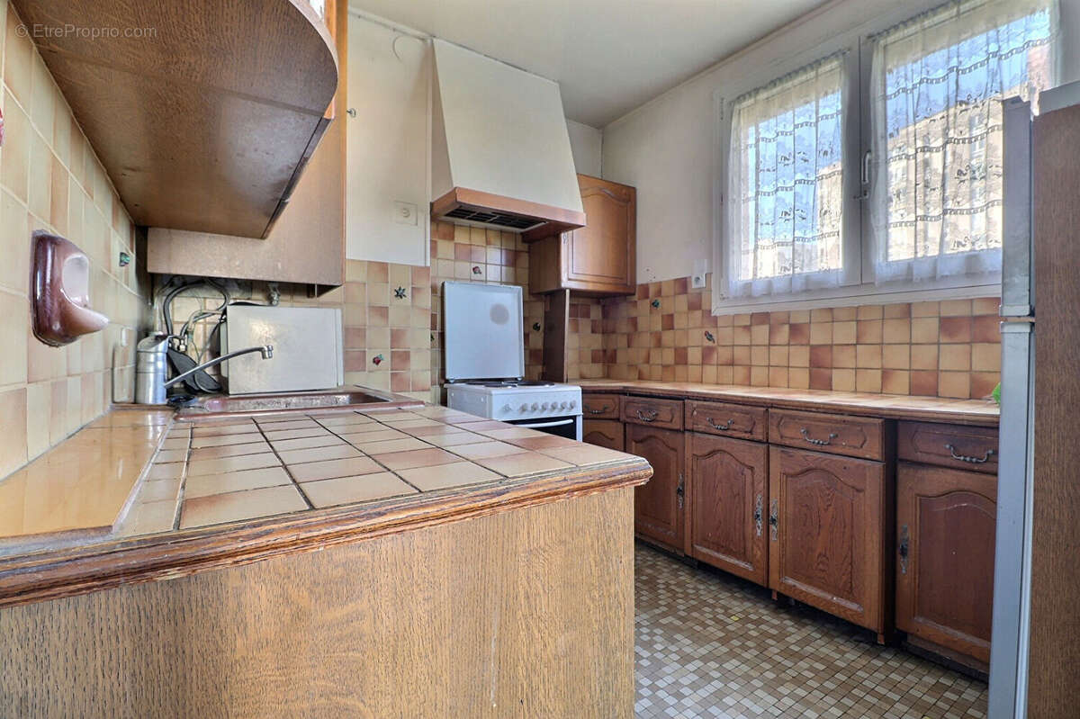 Appartement à AUBERVILLIERS