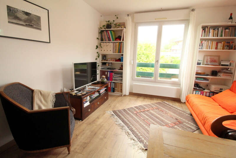 Appartement à CROZET