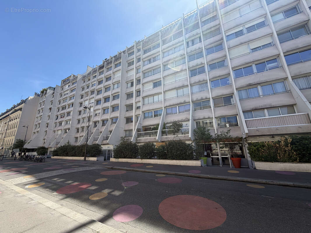 Appartement à PARIS-10E
