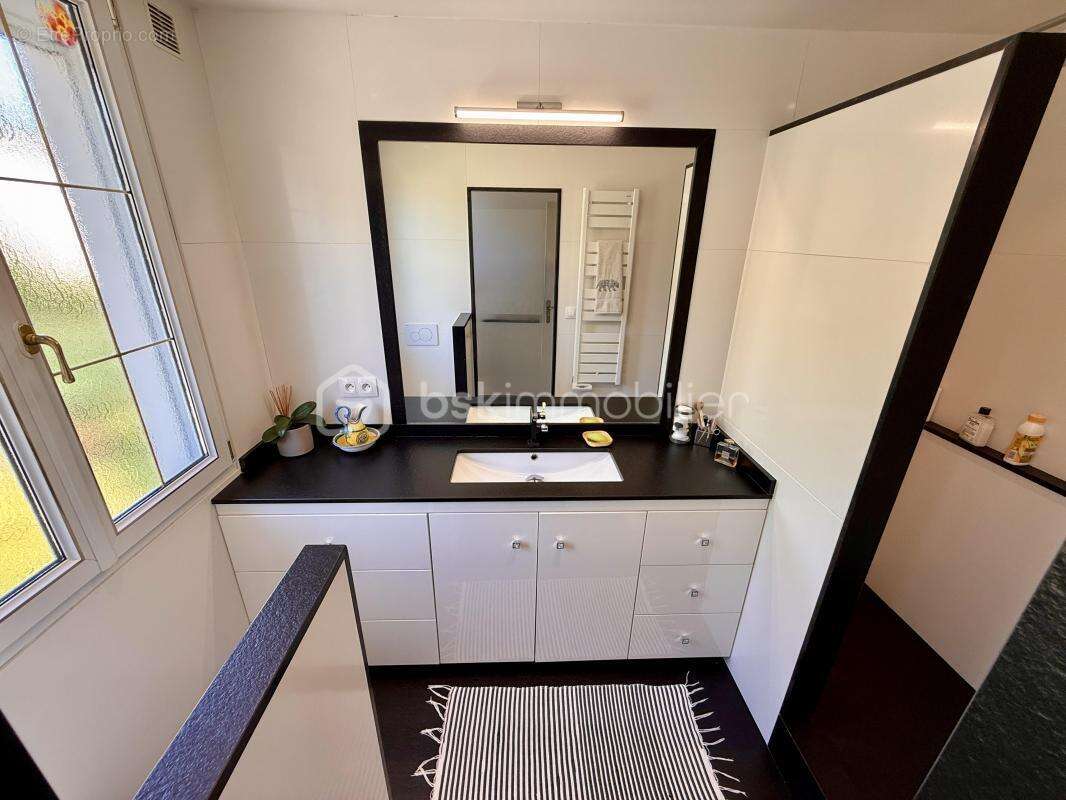 Maison à SOISY-SUR-SEINE