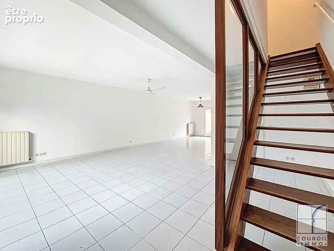 Maison 94 m² - avec parking - photo 4