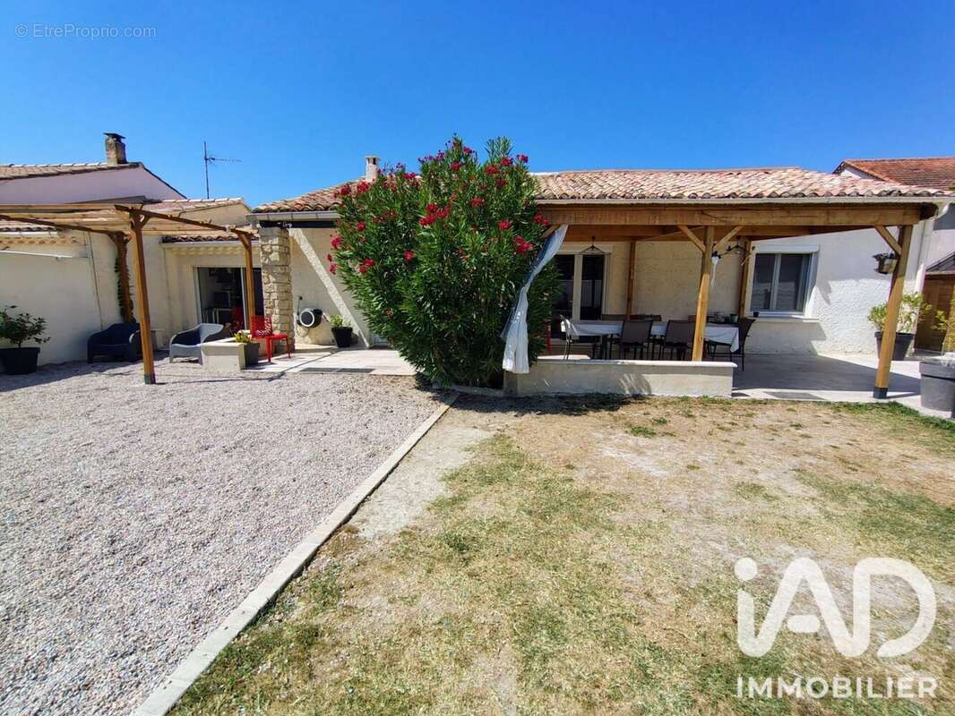 Maison 119 m² à Sarrians  - photo 8