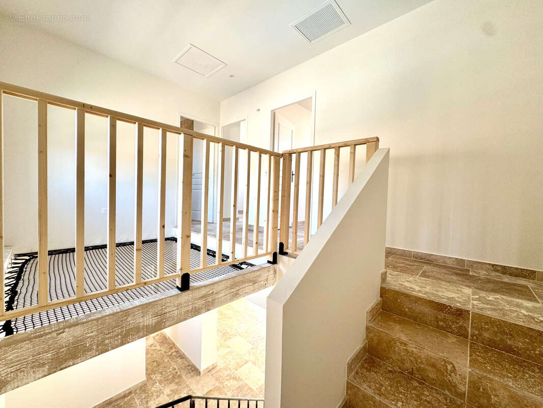 Maison à VAISON-LA-ROMAINE