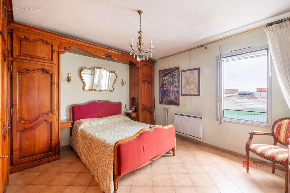 Appartement à MARSEILLE-15E