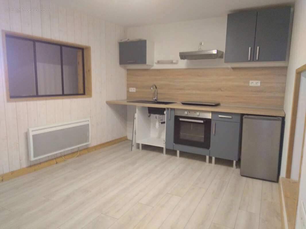 Appartement à HIERSAC