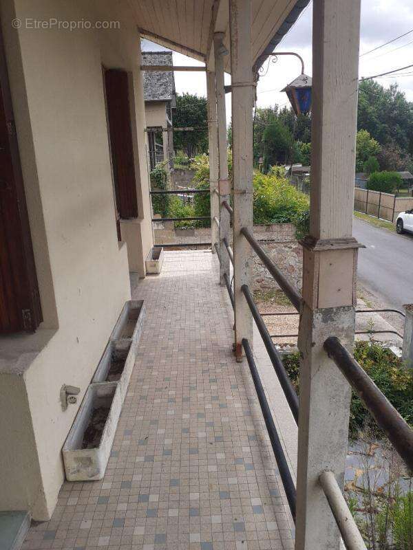 Maison à LUCHE-PRINGE