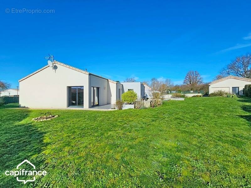 Maison à AIRVAULT