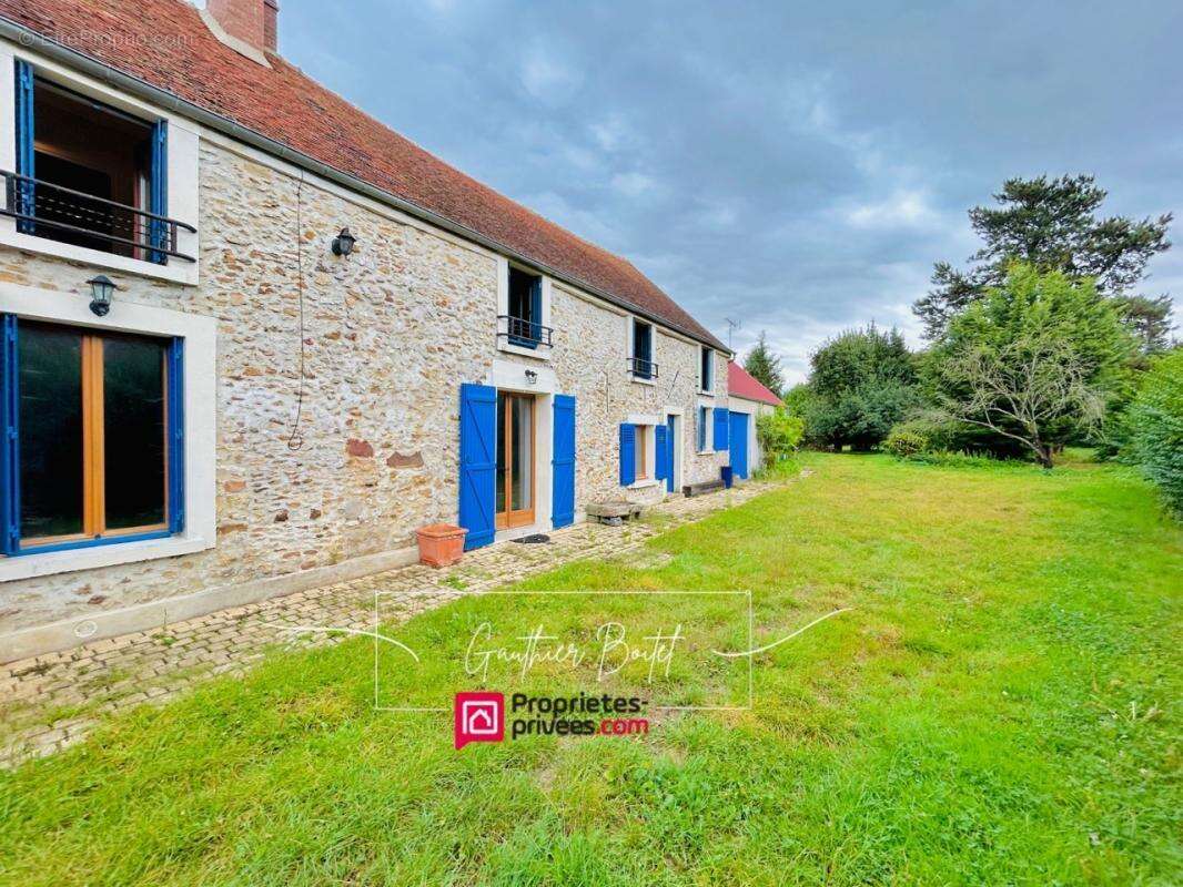 Maison à COULOMMIERS