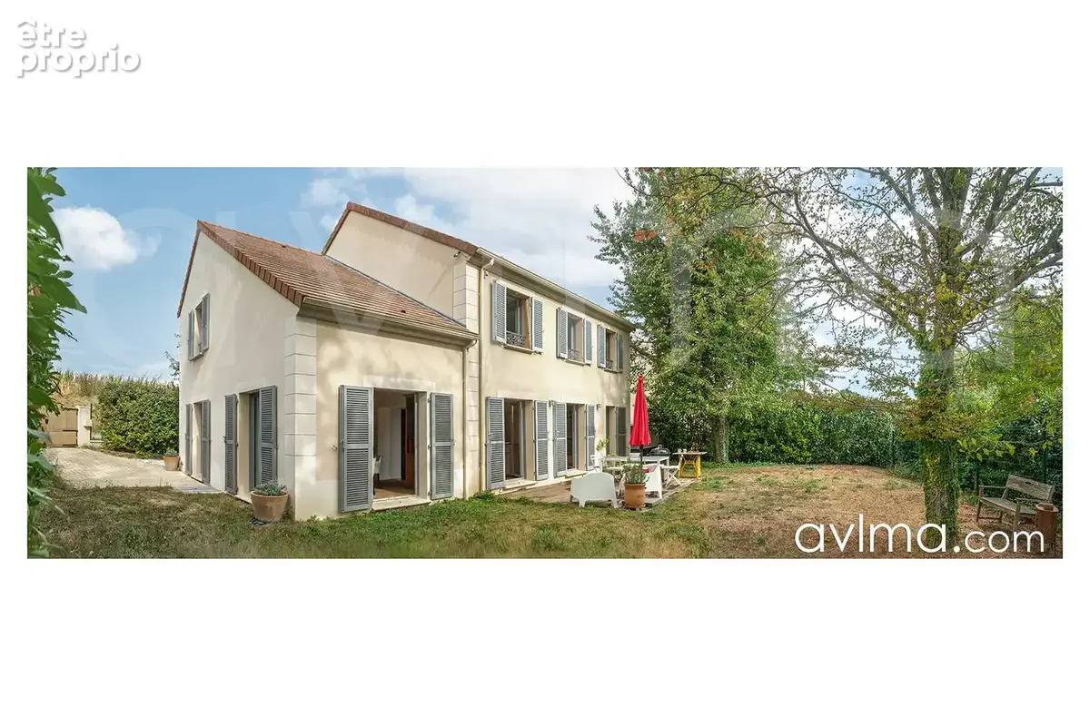 Photo Maison à Feucherolles au prix de 780 000€