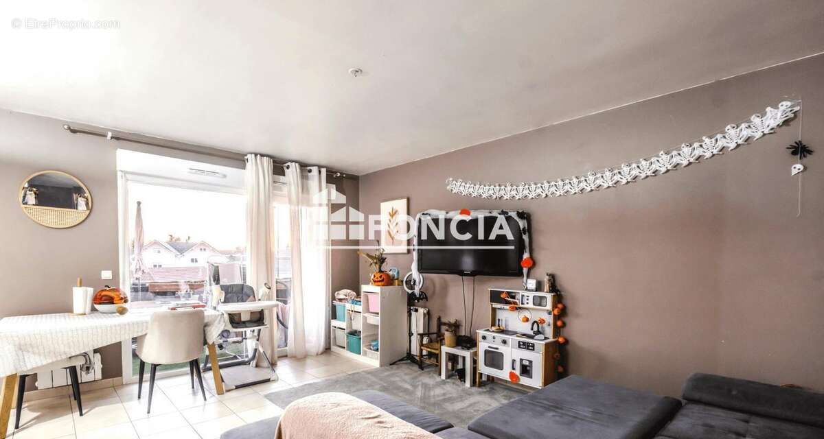 Appartement à DOUVAINE