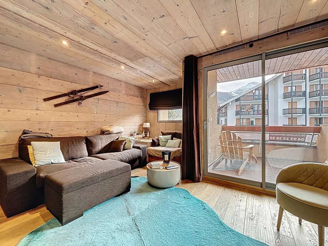 Appartement à SAINT-ETIENNE-DE-TINEE