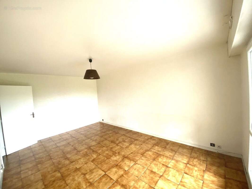 Appartement à SAINT-OUEN-L&#039;AUMONE