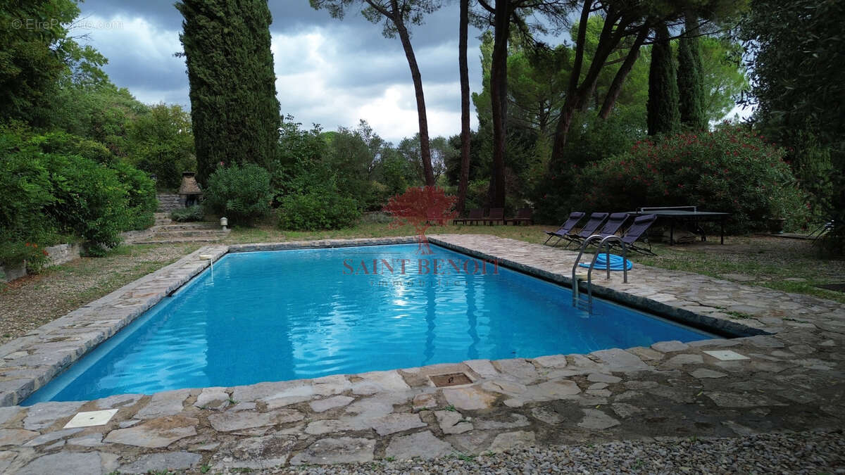LE POUGET Propriété Agricole de 21143 m2 avec tennis et piscine et terrain de pétanque. - photo 50